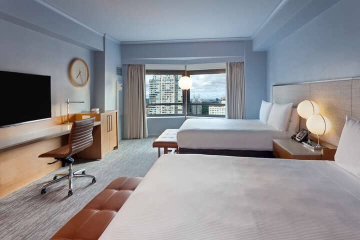 Room 16 of 103