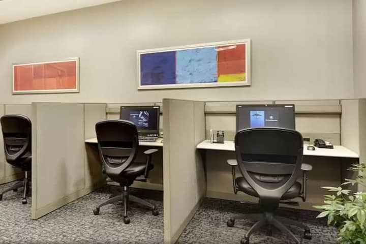 Business Center 81 of 103